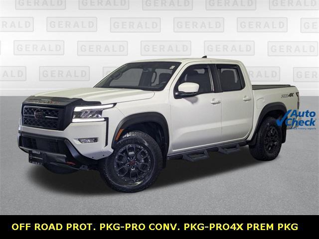 Photo of 2023 Glacier White Nissan Frontier