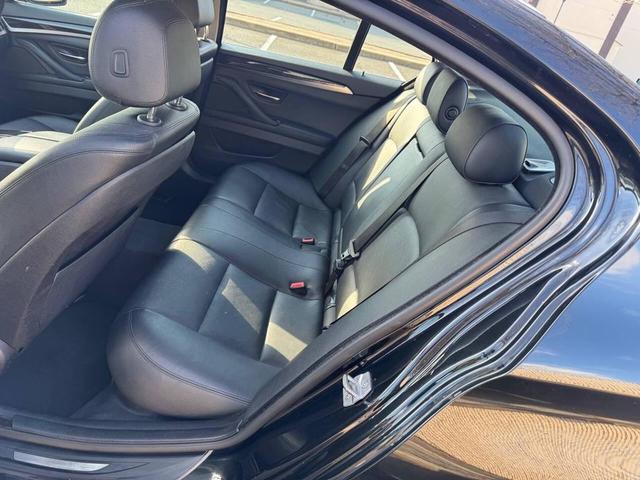 Photo of 2014 Black BMW 535