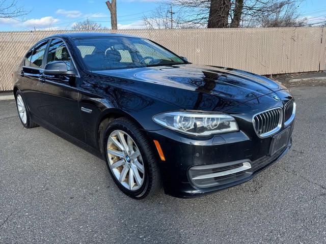 Photo of 2014 Black BMW 535