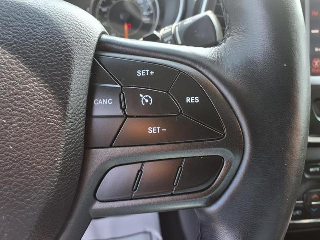 Photo of 2019 Diamond Black Jeep Cherokee