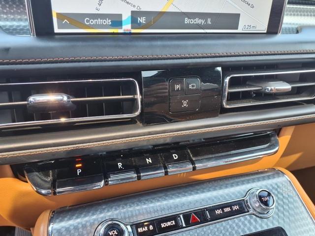 Photo of 2022 Pristine White Lincoln Aviator