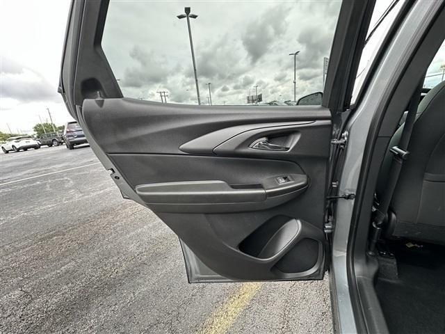 Photo of 2024 Sterling Gray Metallic Chevrolet Trailblazer