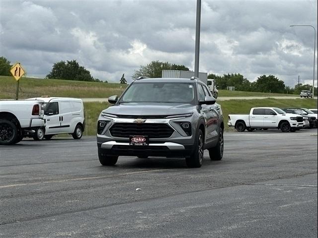 Photo of 2024 Sterling Gray Metallic Chevrolet Trailblazer