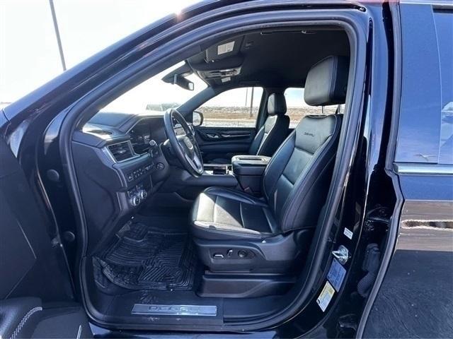 Photo of 2022 Onyx Black GMC Yukon XL