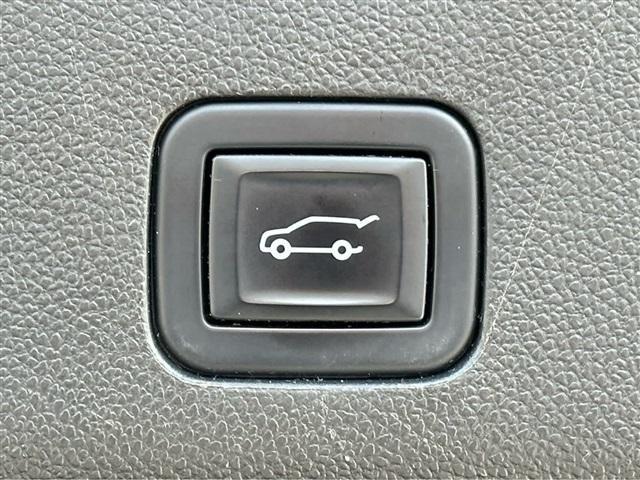 Photo of 2022 Onyx Black GMC Yukon XL