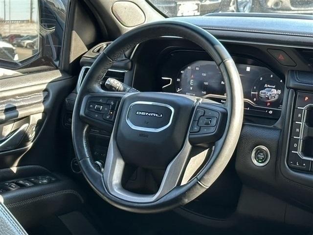 Photo of 2022 Onyx Black GMC Yukon XL
