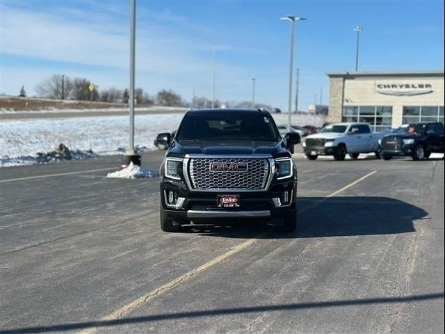 Photo of 2022 Onyx Black GMC Yukon XL