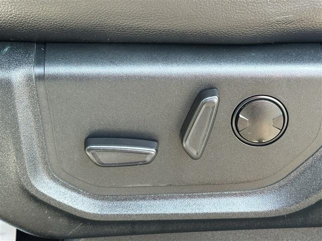 Photo of 2021 Oxford White Ford Expedition Max