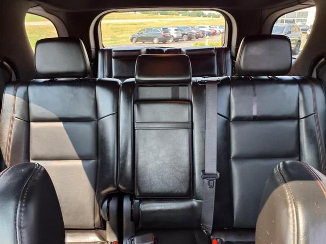 Photo of 2024 DB Black Crystal Clearcoat Dodge Durango