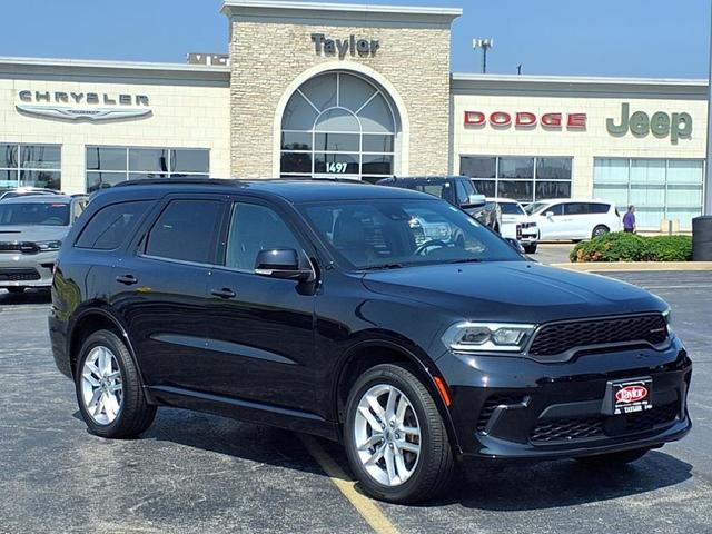 Photo of 2024 DB Black Crystal Clearcoat Dodge Durango