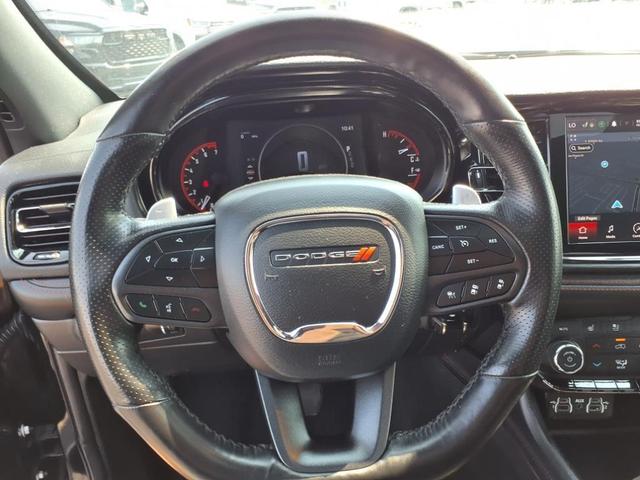 Photo of 2024 DB Black Crystal Clearcoat Dodge Durango