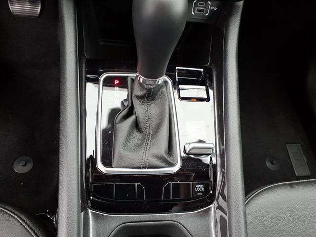 Photo of 2024 Metallic Jeep Compass