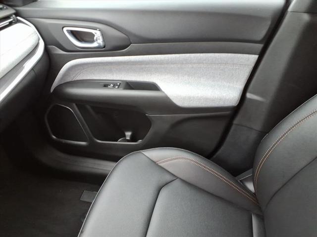 Photo of 2024 Metallic Jeep Compass