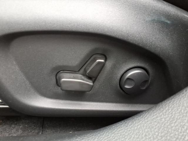 Photo of 2024 Metallic Jeep Compass