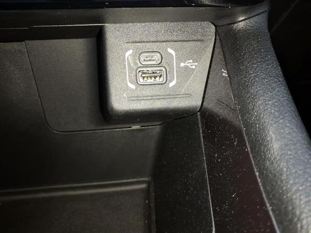 Photo of 2024 Metallic Jeep Compass