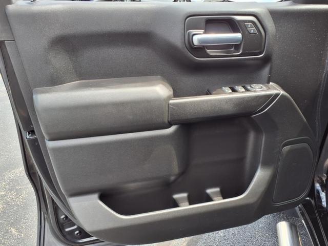 Photo of 2020 Black Chevrolet Silverado 1500