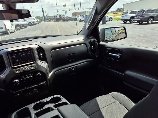 Photo of 2020 Black Chevrolet Silverado 1500