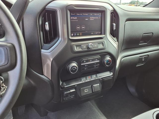 Photo of 2020 Black Chevrolet Silverado 1500