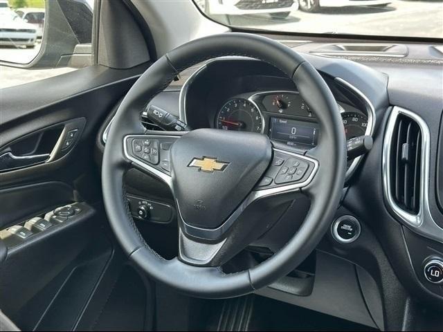 Photo of 2024 Mosaic Black Metallic Chevrolet Equinox