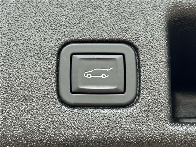 Photo of 2024 Mosaic Black Metallic Chevrolet Equinox