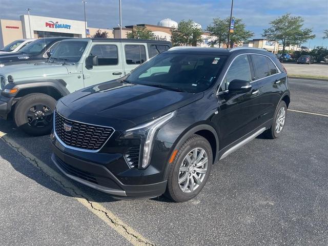 Photo of 2023 Stellar Black Metallic Cadillac XT4