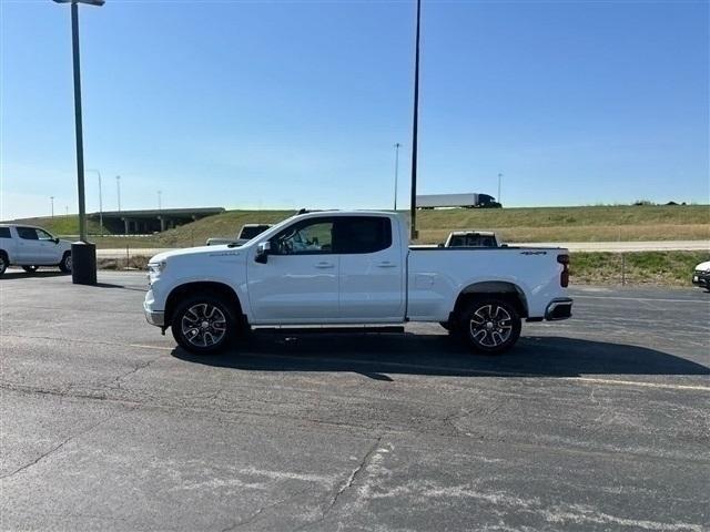 Photo of 2022 Summit White Chevrolet Silverado 1500
