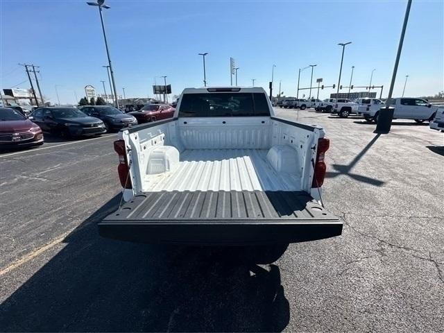 Photo of 2022 Summit White Chevrolet Silverado 1500