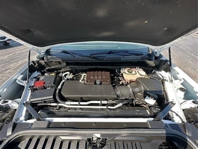 Photo of 2022 Summit White Chevrolet Silverado 1500