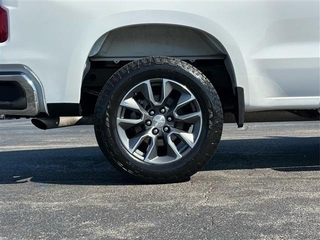 Photo of 2022 Summit White Chevrolet Silverado 1500