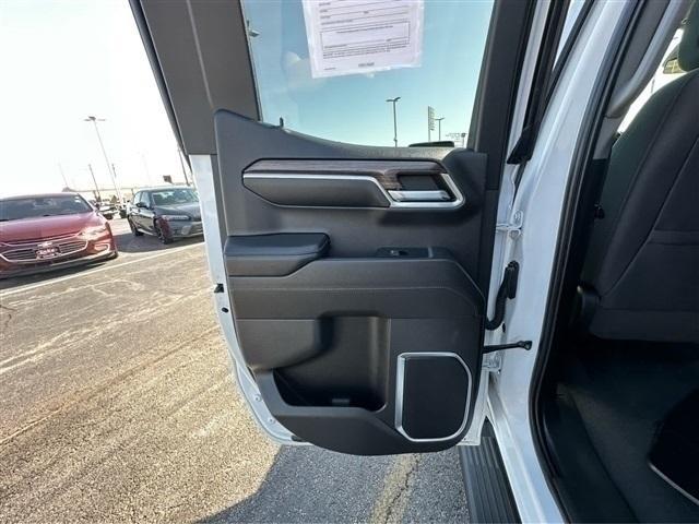 Photo of 2022 Summit White Chevrolet Silverado 1500