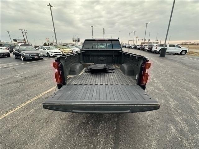 Photo of 2020 Black Chevrolet Silverado 1500
