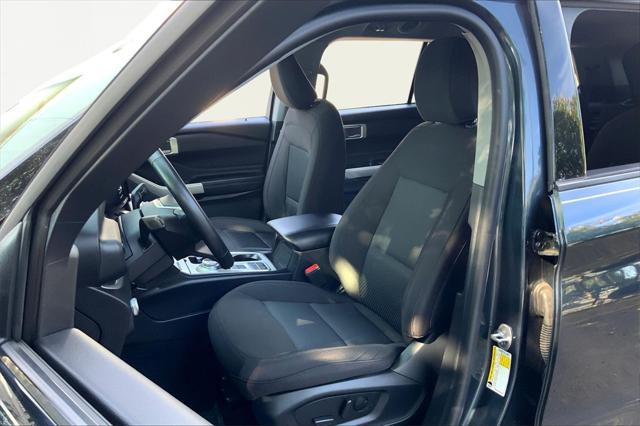 Photo of 2022 STONE BLUE METALLIC Ford Explorer