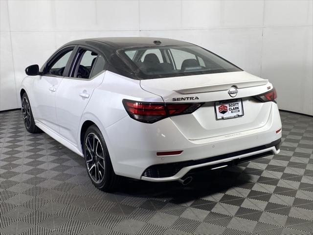 Photo of 2025 Aspen White Tricoat/Super Black Nissan Sentra