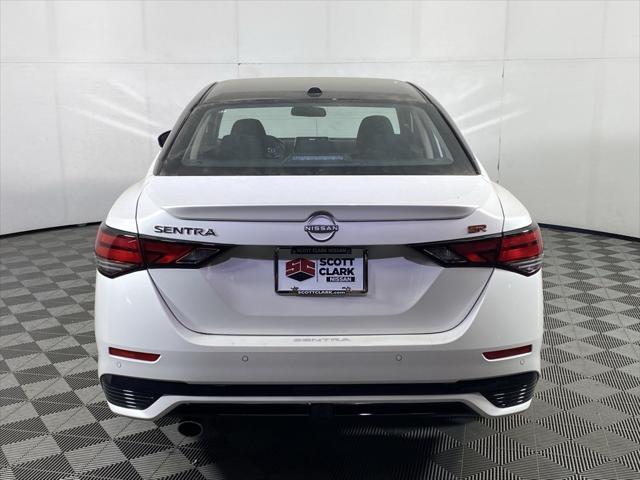 Photo of 2025 Aspen White Tricoat/Super Black Nissan Sentra