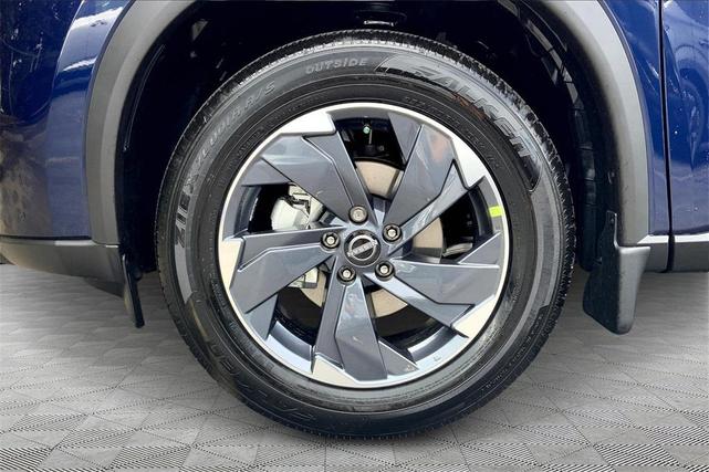 Photo of 2026 Deep Ocean Blue Pearl Nissan Rogue