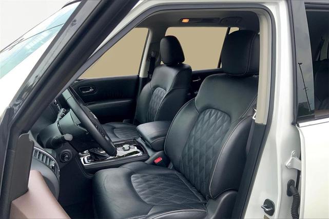 Photo of 2024 Aspen White Tricoat Nissan Armada