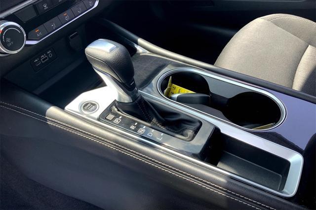 Photo of 2023 Gun Metallic Nissan Altima