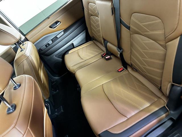 Photo of 2025 Boulder Gray Pearl Nissan Pathfinder