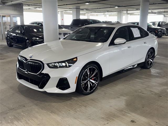 Photo of 2025 White Metallic BMW 530