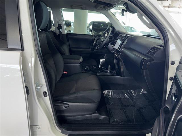 Photo of 2021 Super White Toyota 4Runner