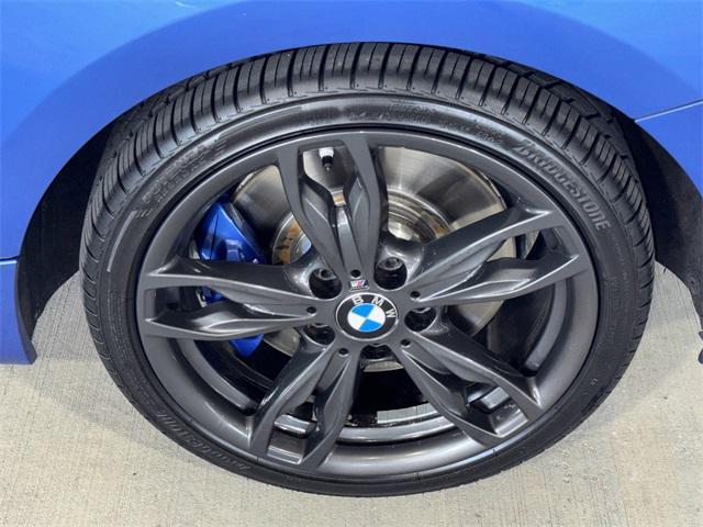 Photo of 2017 Estoril Blue Metallic BMW M240