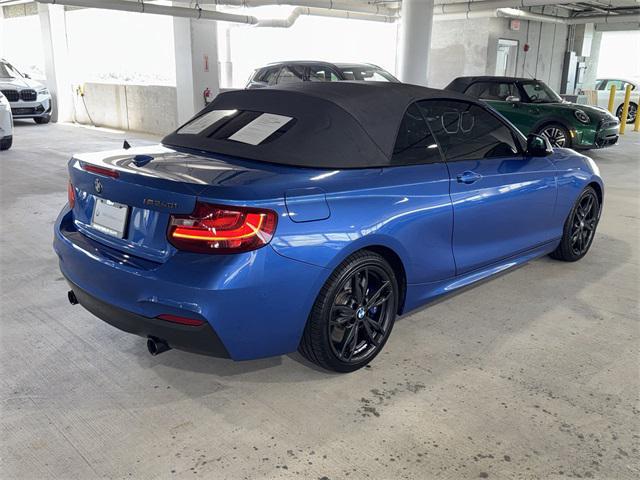 Photo of 2017 Estoril Blue Metallic BMW M240