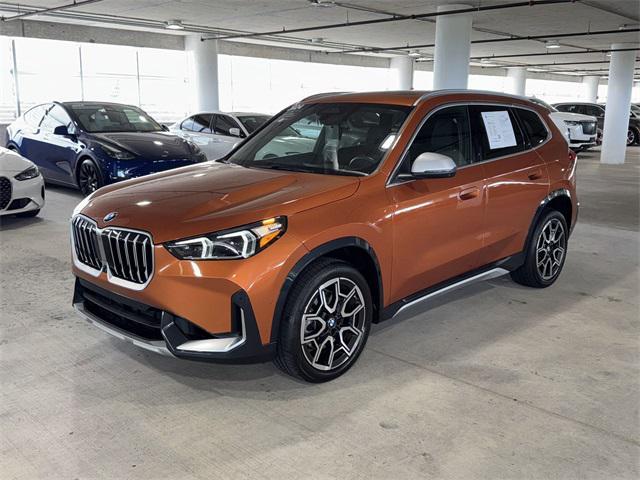 Photo of 2024 Utah Orange Metallic BMW X1