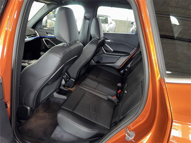 Photo of 2024 Utah Orange Metallic BMW X1