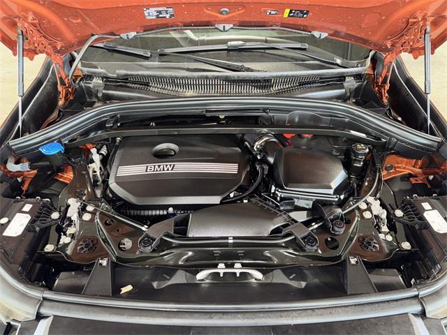 Photo of 2024 Utah Orange Metallic BMW X1