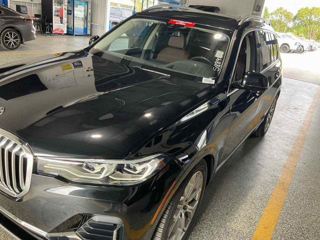 2022 BMW X7