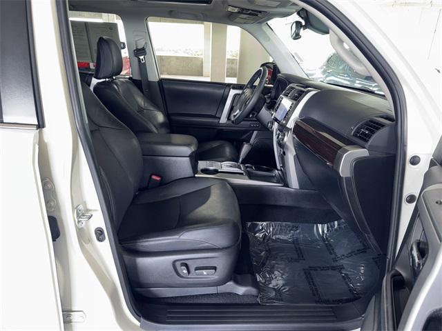 Photo of 2021 Blizzard Pearl Toyota 4Runner