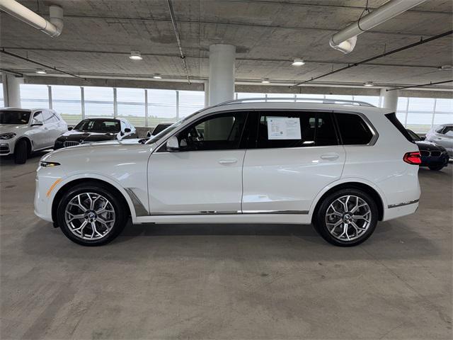 Photo of 2024 White Metallic BMW X7