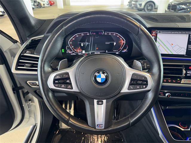 Photo of 2022 Alpine White BMW X7