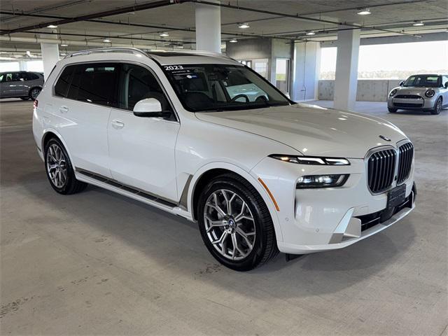 2023 BMW X7